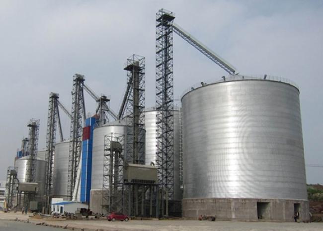 富县大型钢板库构造参数及水泥储存质量